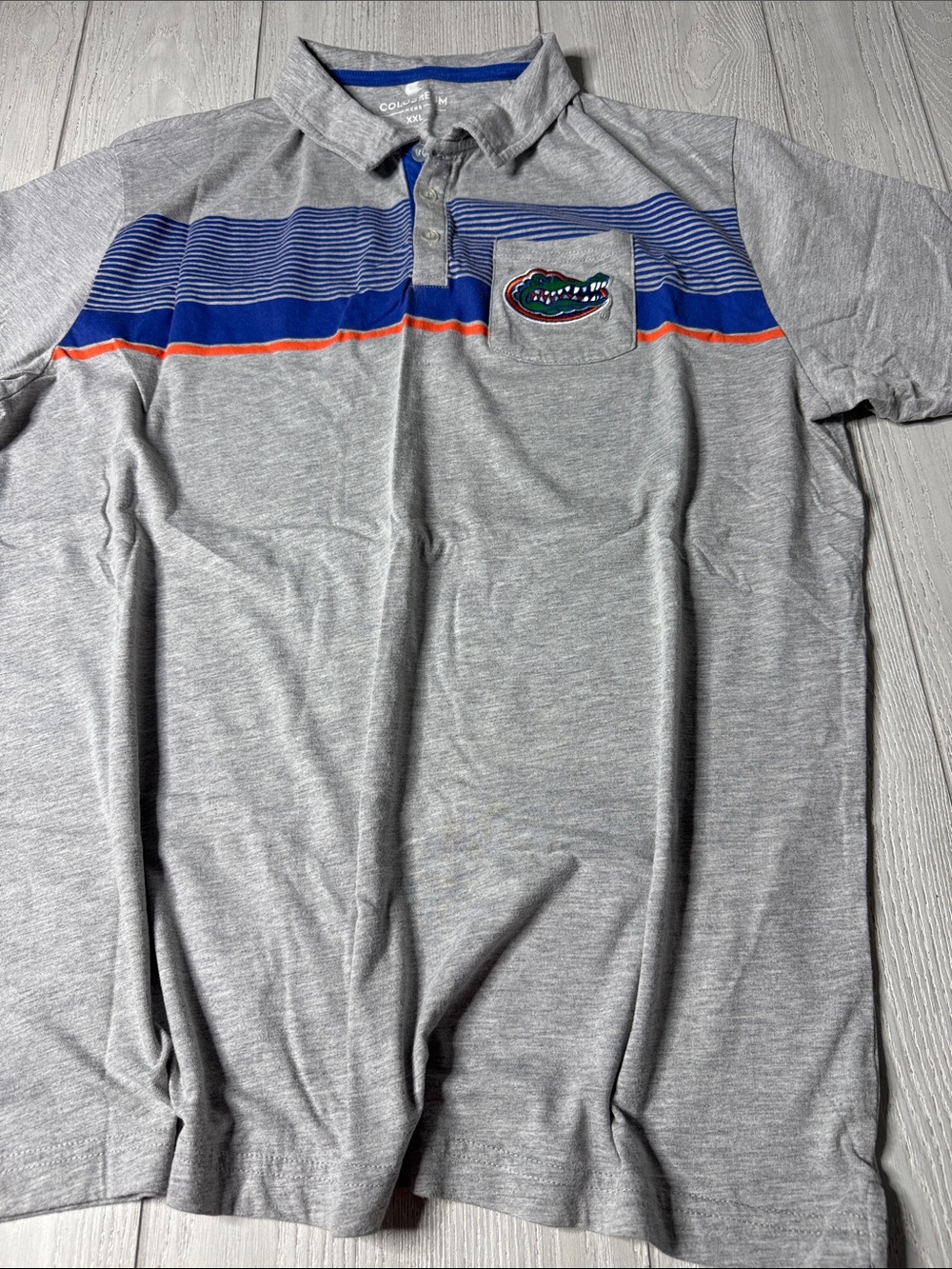 XXL Colosseum Florida Gators polo shirt, blue stripes and a team logo pocket